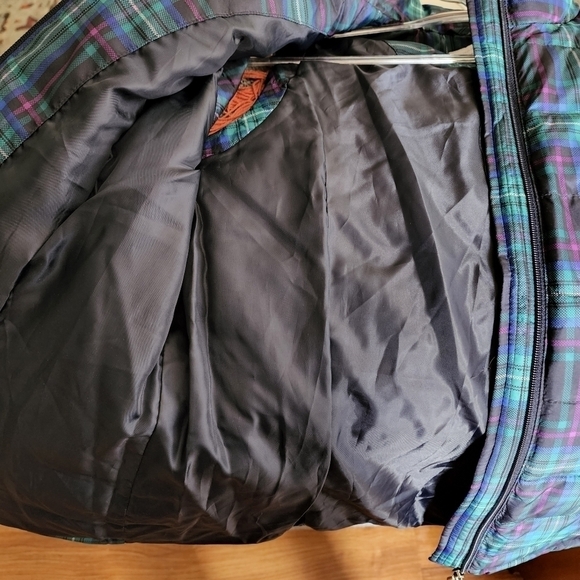 CHARTER CLUB PLAID VEST - Picture 7 of 10